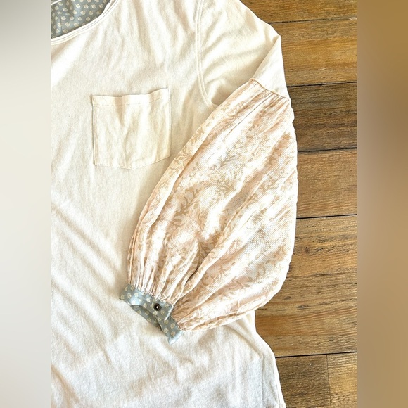 WE THE FREE Free People Jade Long Balloon Sleeve Pattern Print Top Ecru in Cream - Picture 13 of 17